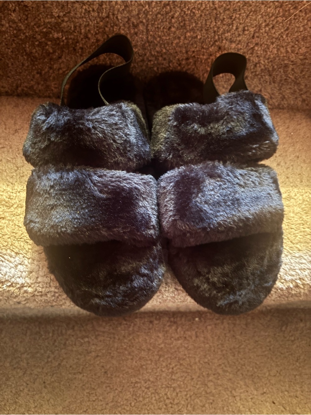 Women’s Faux Fur Slide Slippers in Black